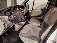 begagnad Opel Vivaro Skåpbil 2.9t 2.0 CDTI 3 Sits 114hk