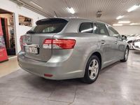 begagnad Toyota Avensis Kombi 2.0 Backkamera 152hk