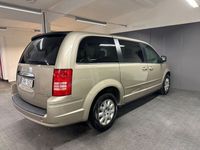 begagnad Chrysler Town & Country 3.3 V6 7-sits Nybes. till 2025-06-30