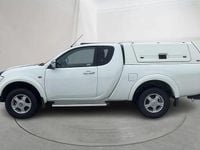 Begagnad Mitsubishi L200 178 HK (130 kW) 2012 Vit Pickup