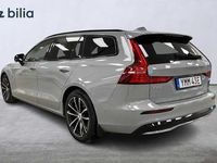 Begagnad Volvo V60 Plus 349 HK (256 kW) 2025 Grå Kombi