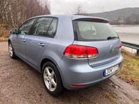 Begagnad VW Golf VI 102 HK (75 kW) 2009 Halvkombi
