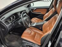 Begagnad Volvo V60 Summum 215 HK (158 kW) 2012 Svart metallic Kombi