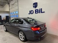Begagnad BMW 320 Luxury Line 184 HK (135 kW) 2015 Grå Sedan