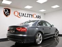 Begagnad Audi S8 520 HK (382 kW) 2012 Grå Sedan
