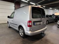begagnad VW Caddy 1.6 TDI Automat Dieselvärmare Drag (102hk)