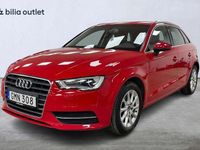 Begagnad Audi A3 Attraction 110 HK (80 kW) 2015 Röd