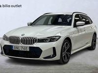 Begagnad BMW 330e Shadowline 2025 Vit Kombi