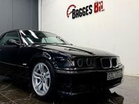 Begagnad BMW 328 Cabriolet M Sport 193 HK (141 kW) 1996 Svart Cab