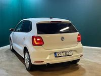 Begagnad VW Polo 90 HK (66 kW) 2016 Vit Halvkombi