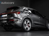 Begagnad Audi Q8 e-tron S-Line 300 kW (408 HK) 2023 Grå SUV