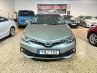 Begagnad Toyota Auris Touring Sports Active 136 HK (100 kW) 2017 Grå Kombi