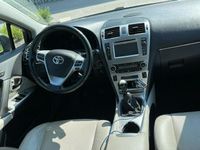 begagnad Toyota Avensis Kombi 2.0 D-4D Premium Euro 5