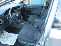 begagnad Toyota Auris Touring Sports 1.6 Valvematic Euro 5