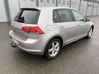 Begagnad VW Golf VII 105 HK (77 kW) 2014 Silver Halvkombi