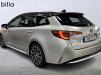 begagnad Toyota Corolla Verso Corolla Touring Sports Hybrid 1,8 HSD Style Bi-tone 2020, Kombi