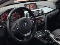 Begagnad BMW 420 Sport Line 184 HK (135 kW) 2014 Röd Sportkupé