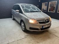Begagnad Opel Zafira 140 HK (102 kW) 2006 Grå Minibuss