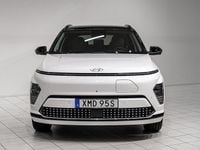 Begagnad Hyundai Kona Advanced 160 kW (218 HK) 2023 Vit SUV