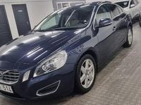 Begagnad Volvo S60 Momentum 150 HK (110 kW) 2012 Blå Sedan