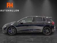 Begagnad VW Golf VIII R 320 HK (235 kW) 2022 Svart Halvkombi
