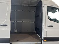 begagnad Mercedes E-Sprinter 2021 Vit