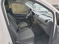 begagnad VW Caddy Maxi 1.6 TDI Leasingsbil 102hk Dragkrock