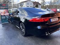 begagnad Jaguar XF 20d R-Sport 180hk MOMS, Nyservad, 12 Mån Garanti