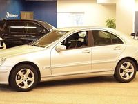 Begagnad Mercedes C180 Classic 143 HK (105 kW) 2005 Silver Sedan