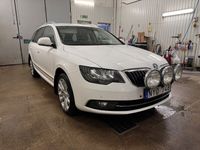 begagnad Skoda Superb Kombi 2.0 TDI 4x4 Euro 5