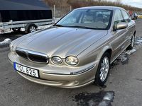 Begagnad Jaguar X-type 196 HK (144 kW) 2002 Sedan
