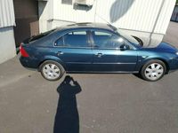 begagnad Ford Mondeo Halvkombi 2.5 V6 ghia 170hk