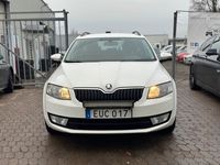 begagnad Skoda Octavia Kombi 1.6 TDI 4x4 Drivers Edition Euro 5