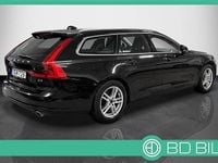 Begagnad Volvo V90 Momentum 190 HK (139 kW) 2016 Svartmetallic Kombi