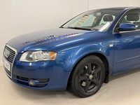 Begagnad Audi A4 Comfort 200 HK (147 kW) 2005 Blå Sedan