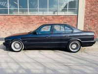 Begagnad Alpina B10 254 HK (186 kW) 1989 Svartlila metallic Sedan