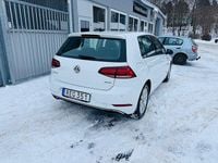 Begagnad VW Golf VII 125 HK (91 kW) 2018 Vit Halvkombi