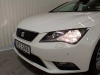 Begagnad Seat Leon 105 HK (77 kW) 2014 Vit Halvkombi