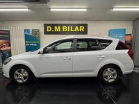 Begagnad Kia Ceed Sportswagon 128 HK (94 kW) 2011 Vit Kombi