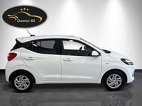 Begagnad Hyundai i10 Essential 67 HK (49 kW) 2022 Vit Halvkombi