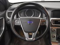 begagnad Volvo S60 D4 AWD Momentum Aut Navi Drag D-Värm 190hk