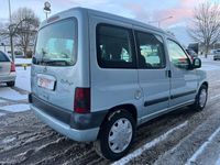 begagnad Citroën Berlingo 1,6 MULTISPACE BESIKT NYKAMREM SKÅP OCH BIL