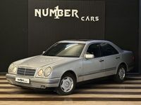Begagnad Mercedes E200 Elegance 136 HK (100 kW) 1997 Ljusgrå Sedan
