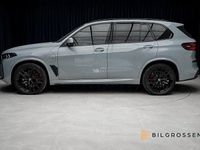 Begagnad BMW X5 M Sport 490 HK (360 kW) 2024 Grå SUV