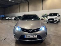 Begagnad Toyota Auris Edition 132 HK (97 kW) 2014 Brun Halvkombi