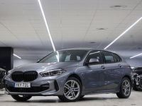 Begagnad BMW 118 Shadowline 136 HK (100 kW) 2022 Grå Halvkombi