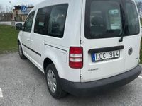 begagnad VW Caddy Life Kombi 2.0 EcoFuel Euro 5. Ny besiktad