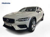 Begagnad Volvo V60 CC SE 192 HK (141 kW) 2020 Vit Kombi