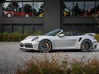 Begagnad Porsche 911 Turbo S Cabriolet 650 HK (478 kW) 2023 Ljusgrå Cab