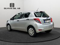 Begagnad Toyota Yaris Hybrid Life 101 HK (74 kW) 2013 Silver